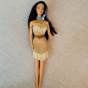Pocahantas 11" Disney Princess Doll. Retired.